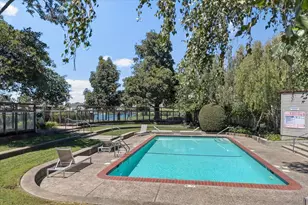 913 Shoreline Dr, San Mateo, CA 94404 - Photo 30