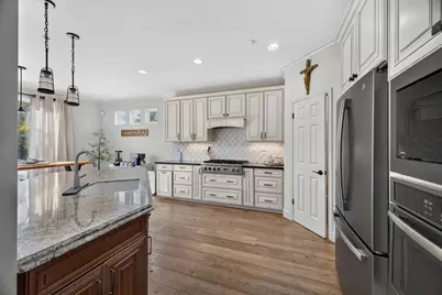 15 Victoria Cir, Salinas, CA 93906 - Photo 8