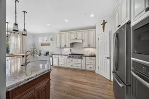 15 Victoria Cir, Salinas, CA 93906 - Photo 8