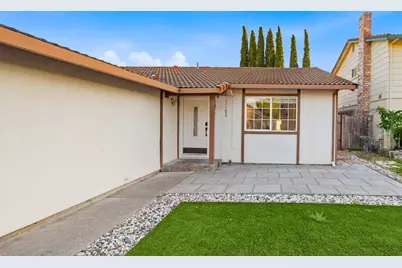 8398 Cypress Ct, Dublin, CA 94568 - Photo 2