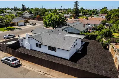 7244 Hayward Dr, Sacramento, CA 95828 - Photo 34
