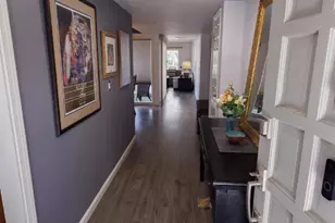5568 Cribari Cir, San Jose, CA 95135 - Photo 4