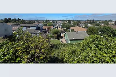 16640 Los Banos St, San Leandro, CA 94578 - Photo 14