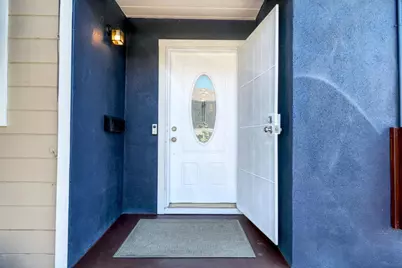 16640 Los Banos St, San Leandro, CA 94578 - Photo 16