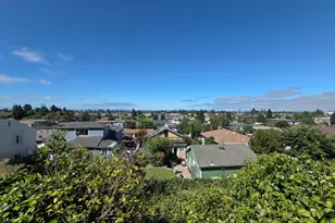 16640 Los Banos St, San Leandro, CA 94578 - Photo 26