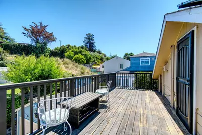 16640 Los Banos St, San Leandro, CA 94578 - Photo 46