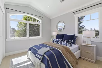 2025 Santa Cruz Ave, Menlo Park, CA 94025 - Photo 26