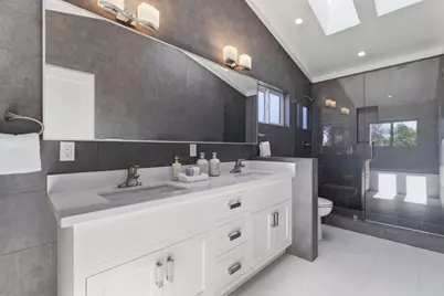 2025 Santa Cruz Ave, Menlo Park, CA 94025 - Photo 24