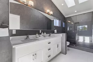 2025 Santa Cruz Ave, Menlo Park, CA 94025 - Photo 24