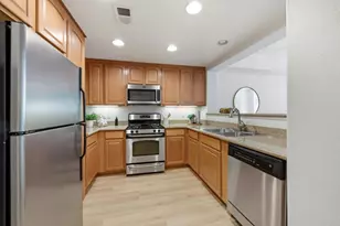 2210 Gellert Blvd 5301, South San Francisco, CA 94080 - Photo 6