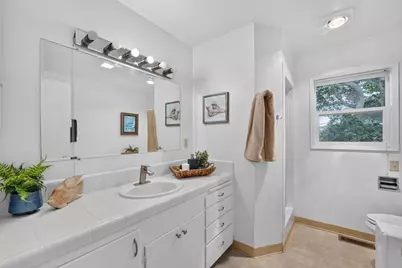 838 Portola Dr, Del Rey Oaks, CA 93940 - Photo 12