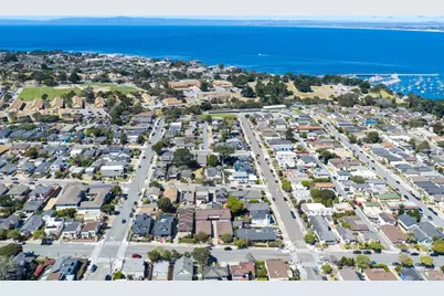 833 Hellam St, Monterey, CA 93940 - Photo 38