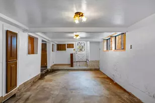 833 Hellam St, Monterey, CA 93940 - Photo 28