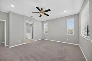 8475 Crimson Clover Cir, Elk Grove, CA 95624 - Photo 46