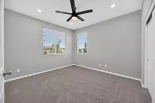 8475 Crimson Clover Cir, Elk Grove, CA 95624 - Photo 40
