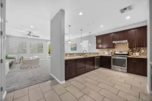 8475 Crimson Clover Cir, Elk Grove, CA 95624 - Photo 12