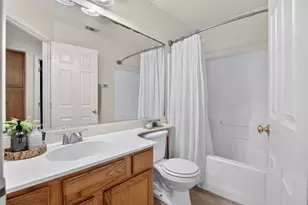 2051 Mariah Dr, Santa Clara, CA 93454 - Photo 16