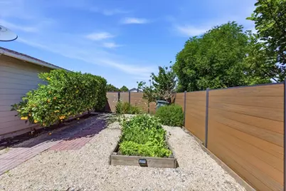 323 Hiller St, Belmont, CA 94002 - Photo 32
