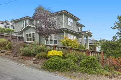 398 San Carlos Ave, El Granada, CA 94018 - Photo 2