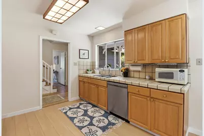977 Pleasant Hill Rd, Redwood City, CA 94061 - Photo 14