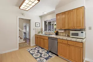 977 Pleasant Hill Rd, Redwood City, CA 94061 - Photo 14
