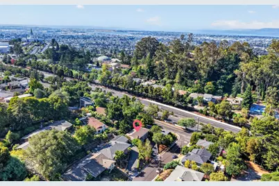 18 Woodcrest Cir, Oakland, CA 94602 - Photo 56