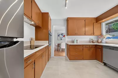18 Woodcrest Cir, Oakland, CA 94602 - Photo 16