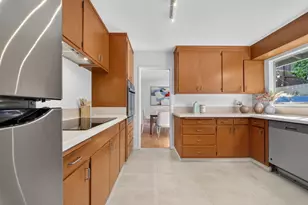 18 Woodcrest Cir, Oakland, CA 94602 - Photo 16