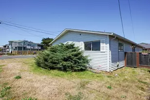 200 Filbert St, Half Moon Bay, CA 94019 - Photo 6