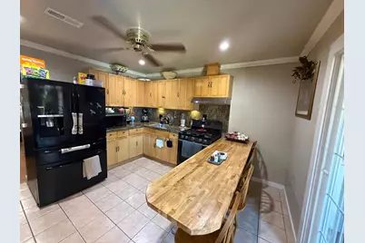 2440 Poplar Dr, San Jose, CA 95122 - Photo 2