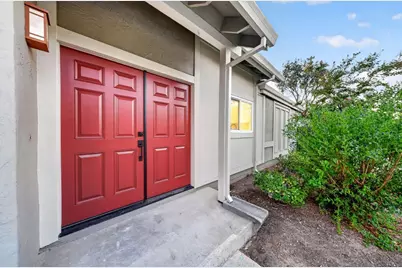 5687 Hollyleaf Ln, San Jose, CA 95118 - Photo 14