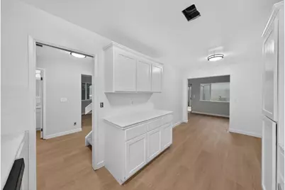 5687 Hollyleaf Ln, San Jose, CA 95118 - Photo 22