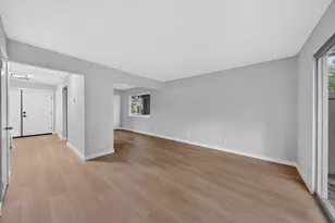 5687 Hollyleaf Ln, San Jose, CA 95118 - Photo 16