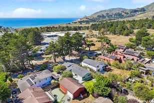 1161 Tamarind St, Montara, CA 94037 - Photo 2