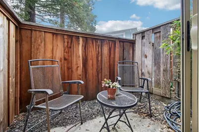 1117 Sutherland Ln 2, Capitola, CA 95010 - Photo 26