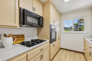 109 Cabrillo St, Capitola, CA 95010 - Photo 16