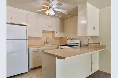 915 Padre Dr, Salinas, CA 93901 - Photo 14