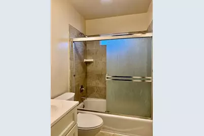 915 Padre Dr, Salinas, CA 93901 - Photo 8