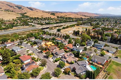 587 Chardonnay Dr, Fremont, CA 94539 - Photo 40
