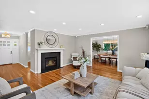 1678 Lewiston Dr, Sunnyvale, CA 94087 - Photo 4
