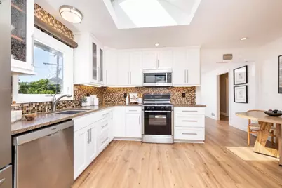 131 Rockridge Rd, San Carlos, CA 94070 - Photo 6