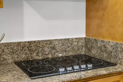 565 Carrick Ct, Sunnyvale, CA 94087 - Photo 30