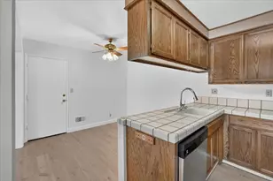 232 W Alvin Dr, Salinas, CA 93906 - Photo 14
