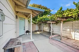 232 W Alvin Dr, Salinas, CA 93906 - Photo 4