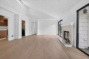 232 W Alvin Dr, Salinas, CA 93906 - Photo 8