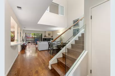 73 Peter Coutts Cir, Stanford, CA 94305 - Photo 4