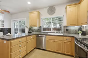 865 Apricot Ave, Campbell, CA 95008 - Photo 10