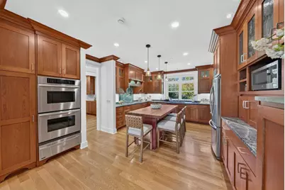 40 Montana Ln, Menlo Park, CA 94025 - Photo 12