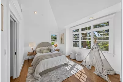 40 Montana Ln, Menlo Park, CA 94025 - Photo 32