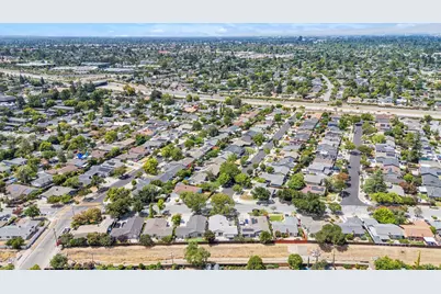 1924 Rosswood Dr, San Jose, CA 95124 - Photo 46